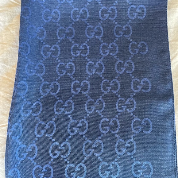 NWT Gucci GG Logo Saphire Sky Blue Monogram Wool Silk Jacquard Long Scarf Wrap - Picture 7 of 9